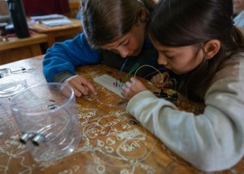 Más de 2.500 chicos ya aprenden robótica en las escuelas misioneras