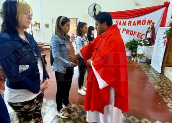 San Ramón Nonato bendijo ayer a las embarazadas y parturientas