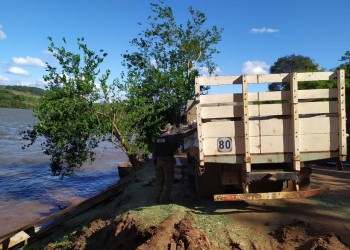 Secuestran cargamento de casi seis toneladas de soja en El Soberbio