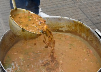 Ahuyentar al Karaí Octubre se puso difícil en la Bajada Vieja