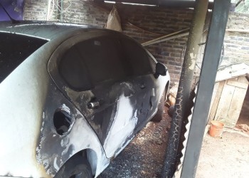 “Nos despertamos con los disparos, cuando salimos vimos que el auto se prendía fuego”