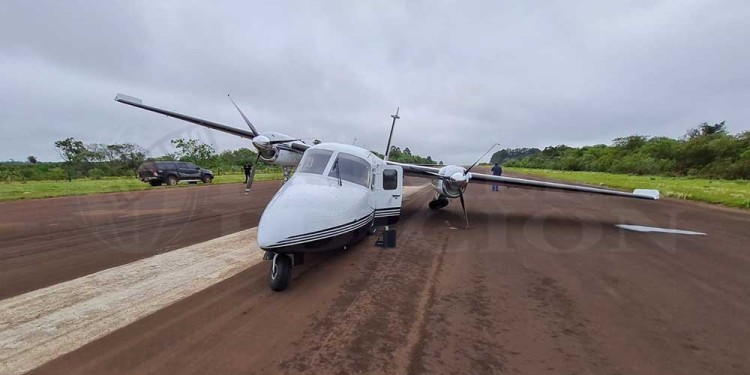 Aterrizaje forzoso en el Aeroclub Apóstoles
