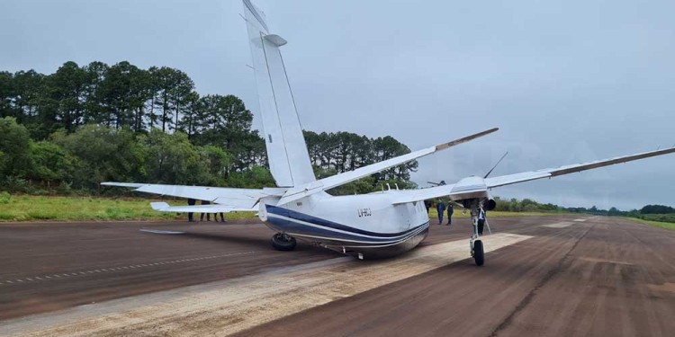 Aterrizaje forzoso en el Aeroclub Apóstoles