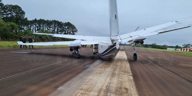 Aterrizaje forzoso en el Aeroclub Apóstoles