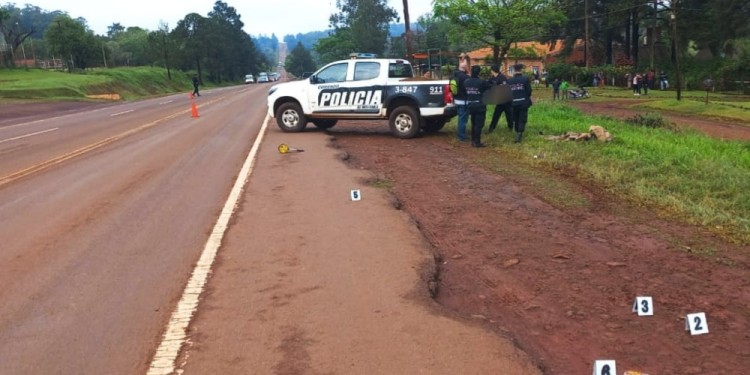 ESCENA. El cuerpo del hombre fue hallado sin vida a la vera de la ruta 12.