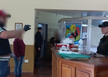 Le encontraron marihuana escondida en el corpiño