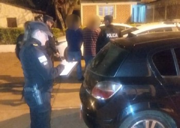 Lo mataron en la puerta de su casa: hay dos detenidos y buscan a otros dos