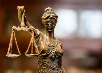 Investigar y que la Justicia haga honor a su labor, nuestro editorial de hoy