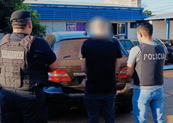 Recuperan en Posadas un Mercedes Benz robado en Buenos Aires