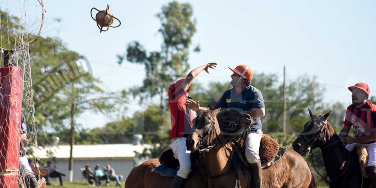 Fotos y video: la gran fiesta del pato en Posadas