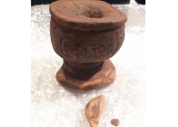 Recuperan una pieza arqueológica jesuítica ofrecida en el “mercado negro”