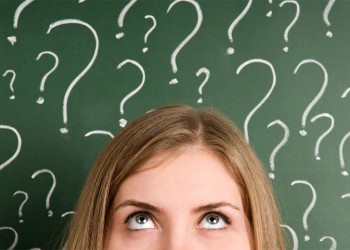 “La tensión entre lo que repetimos y cambiamos no tendría sentido si no preguntamos el porqué”