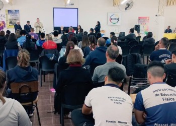 Firmaron convenio para fortalecer la educación física en Misiones