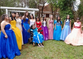 “Un 15 Soñado…” donde la emoción se vivió a flor de piel