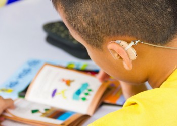 Burocracia y falta de recursos, las barreras que complican la inserción escolar de chicos con discapacidad