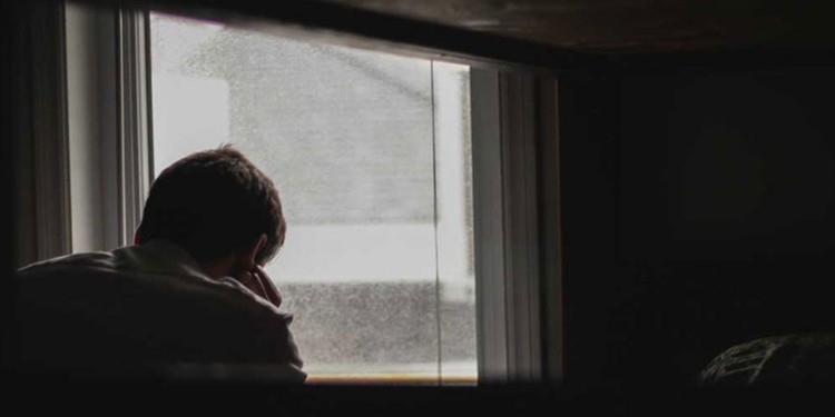 DERRIBAR MITOS. Piden derribar mitos como, por ejemplo, que quien avisa no se va a suicidar. Hay que hablar, escuchar y pedir ayuda.