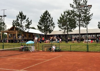 Tenis: avanzan las argentinas en el ITF W15 de Eldorado