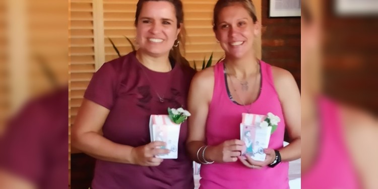 GANADORAS. Villalba y Olmo fueron las campeonas de la Categoría A.