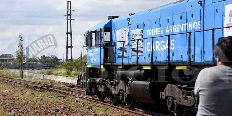 Después de 7 años, volvió a operar el tren de cargas entre Argentina y Paraguay