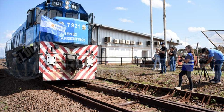 Después de 7 años, volvió a operar el tren de cargas entre Argentina y Paraguay