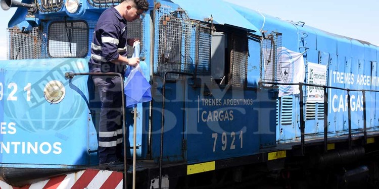Después de 7 años, volvió a operar el tren de cargas entre Argentina y Paraguay