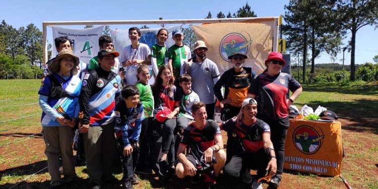 HAY FUTURO. Los más chicos vivieron una jornada a pura competencia.