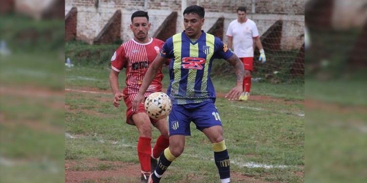 LO DEJÓ ESCAPAR. El Auriazul estuvo adelante por dos goles, pero el Globo pisó el acelerador e igualó el partido.