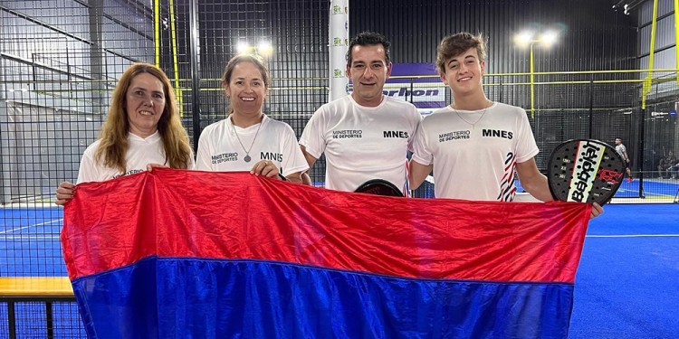 AL POR MAYOR. El equipo de la AMiPad contó con numerosos representantes.