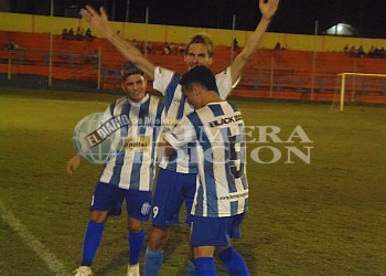 Nacional arrancó con el pie derecho en el Regional Amateur