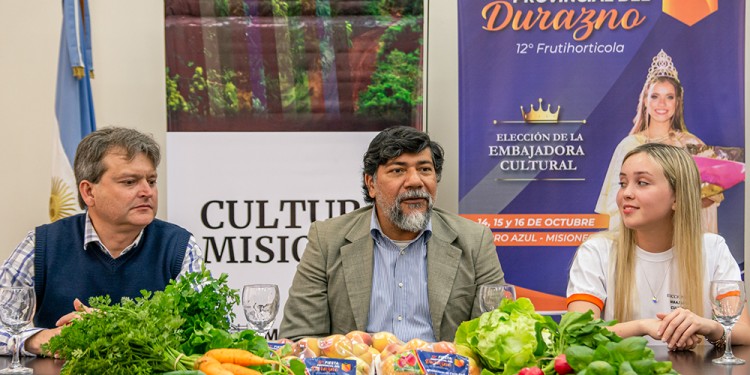 LANZAMIENTO. Mañana se dará inicio a la Fiesta del Durazno en Cerro Azul.