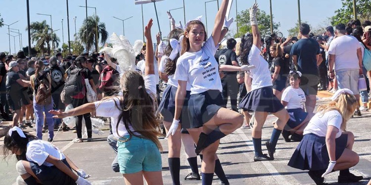 La segunda prueba piloto de la Estudiantina posadeña, en fotos