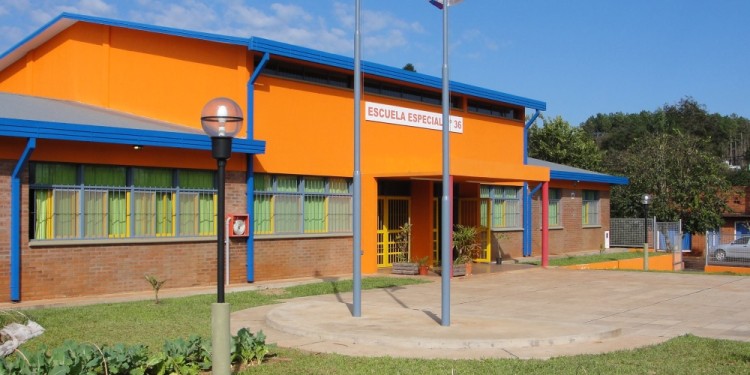 Inauguración del edificio propio en octubre del 2010