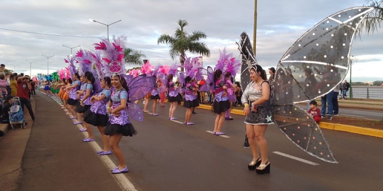 Otra jornada con buenos ritmos y todo el color de los estudiantes