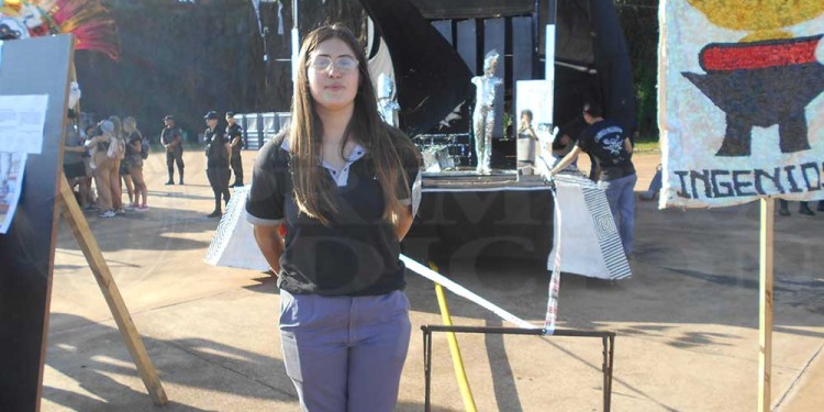 Los estudiantes plasmaron su talento en la Expo Carrozas