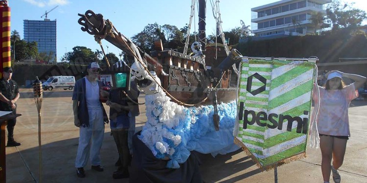 Los estudiantes plasmaron su talento en la Expo Carrozas