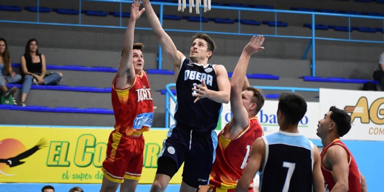 OFENSIVA LETAL. OTC abre los play off de cuartos frente a los eldoradenses. (Gentileza C. Reble)