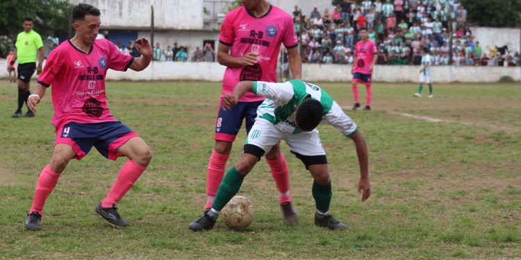 ATRAYENTE. El invicto Estudio Galeano visita el domingo a Yacutinga.