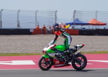 Ribodino ganó en San Juan y es líder en el Superbike