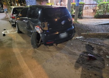 Pudo ser una tragedia, detienen a joven que conducía alcoholizado y chocó vehículos estacionados