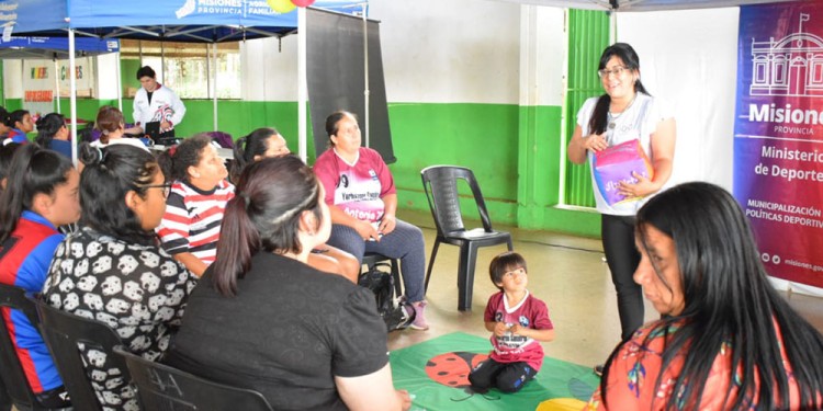 GRUPOS DE TRABAJO.En ellos se fueron abordando diferentes temáticas.
