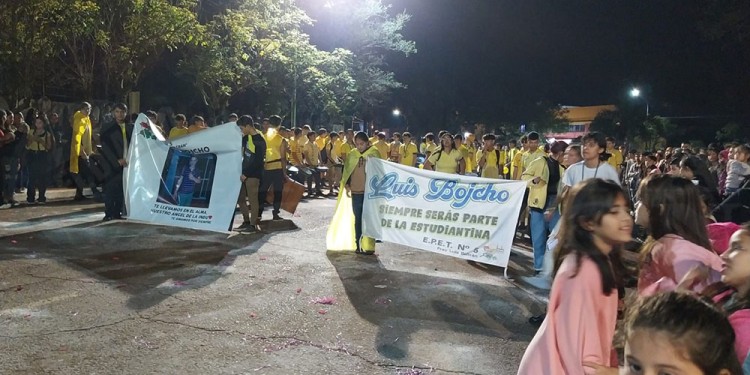 SIEMPRE PRESENTE. Los jóvenes y la comunidad homenajearon y recordaron a Luis Bojcho.