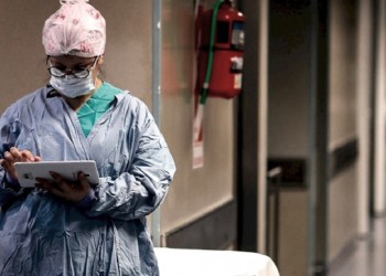 Siguen en baja los contagios y decesos por coronavirus en el país