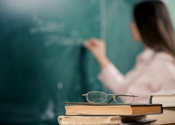 Docentes se sentarán a discutir salario el jueves