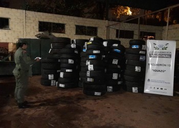 Gendarmería incautó más de 100 neumáticos en Iguazú
