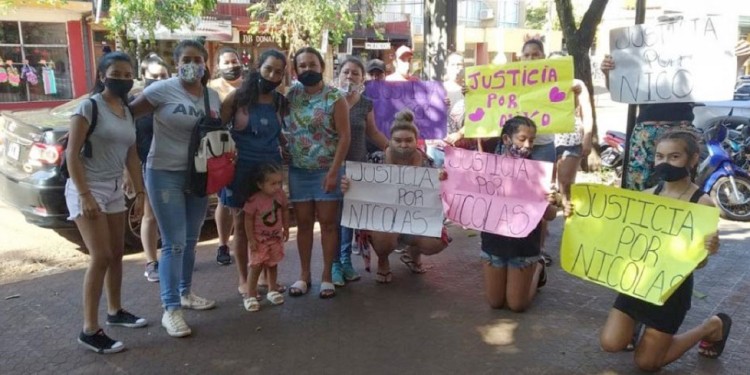 RECLAMO REITERADO. Fueron varios los reclamos de familiares y allegados de la víctima fatal pidiendo juicio y condena.