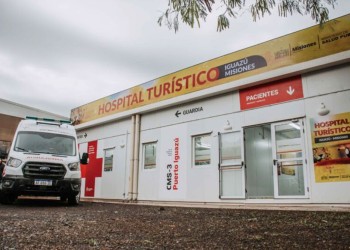 Hospital Turístico de Iguazú cumplió un año y su equipo avanza en el estudio del inglés