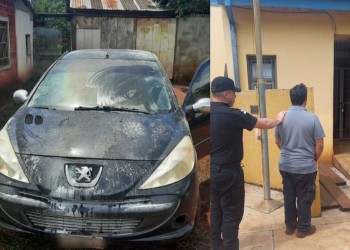 Quedó detenido tras intentar prender fuego a su pareja