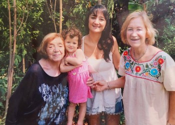 La importancia de la abuela materna