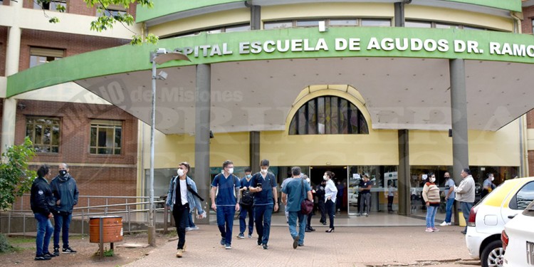 ALTA DEMANDA. Muchas consultas con especialistas, los cuales son pocos.