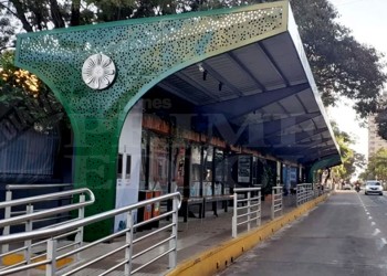 Hoy vuelven a negociar Gobierno, empresas y UTA por el reclamo salarial de los choferes